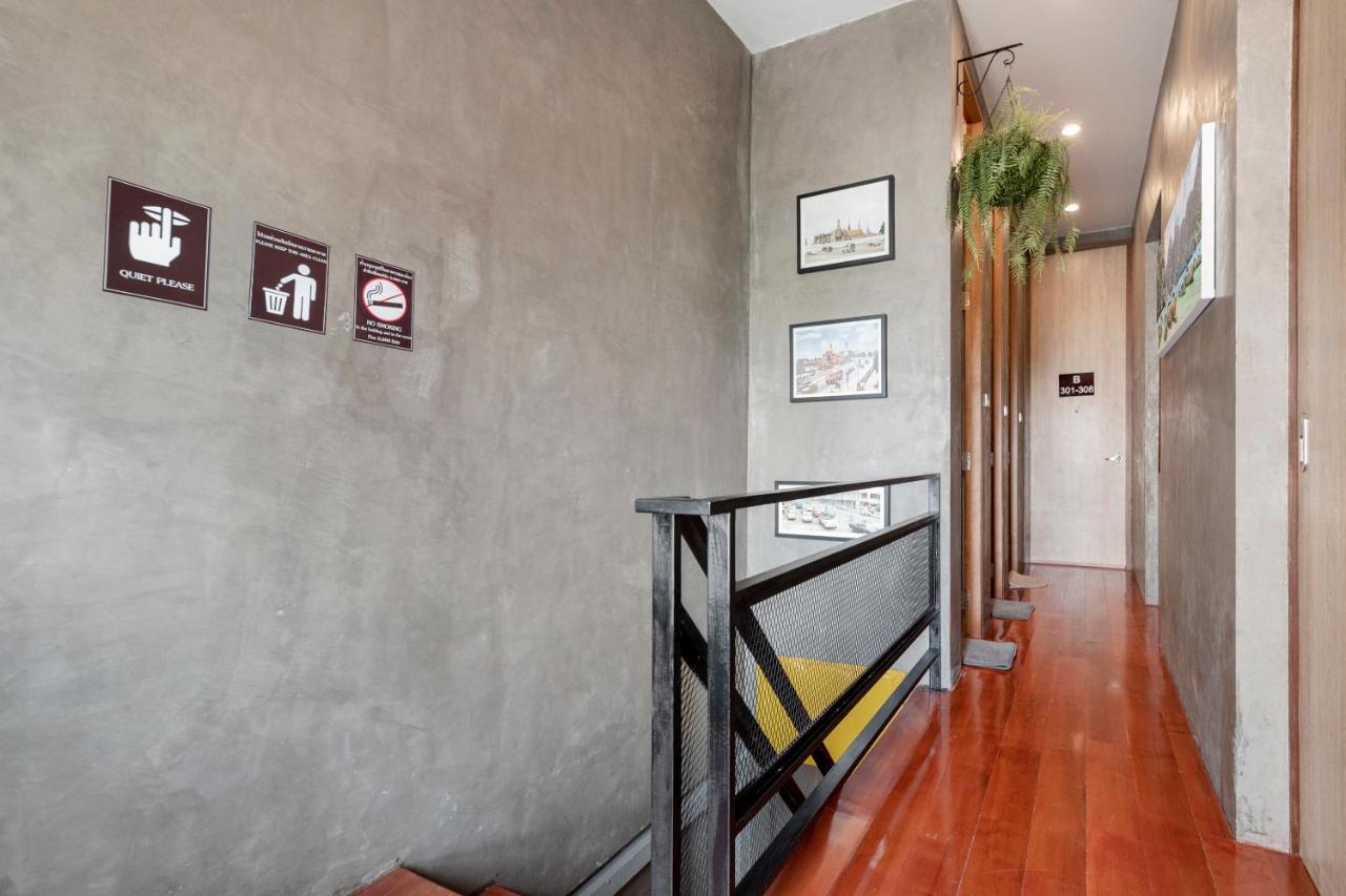 Oyo 685 Am Bed Hostel Bangkok Exterior photo